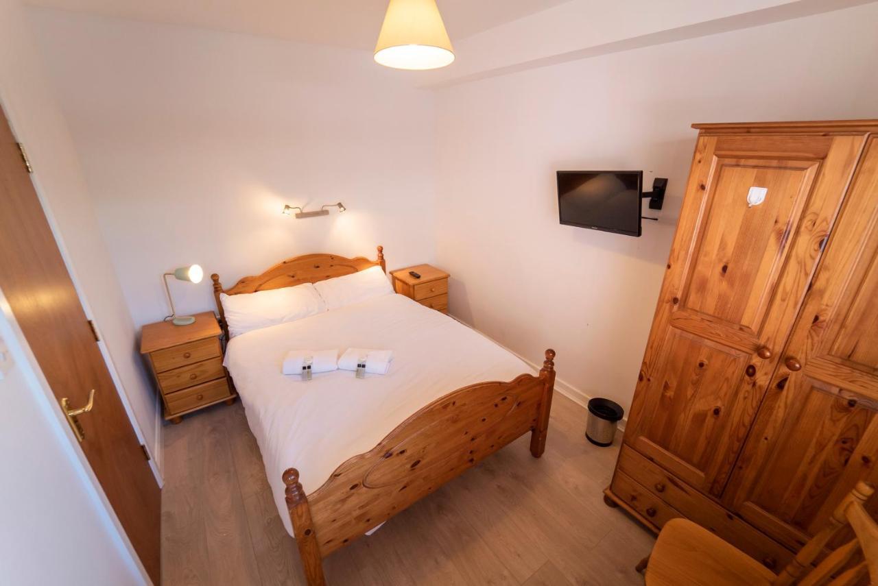 Charming City Centre Guest House Голуэй Экстерьер фото