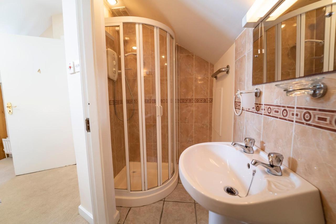 Charming City Centre Guest House Голуэй Экстерьер фото