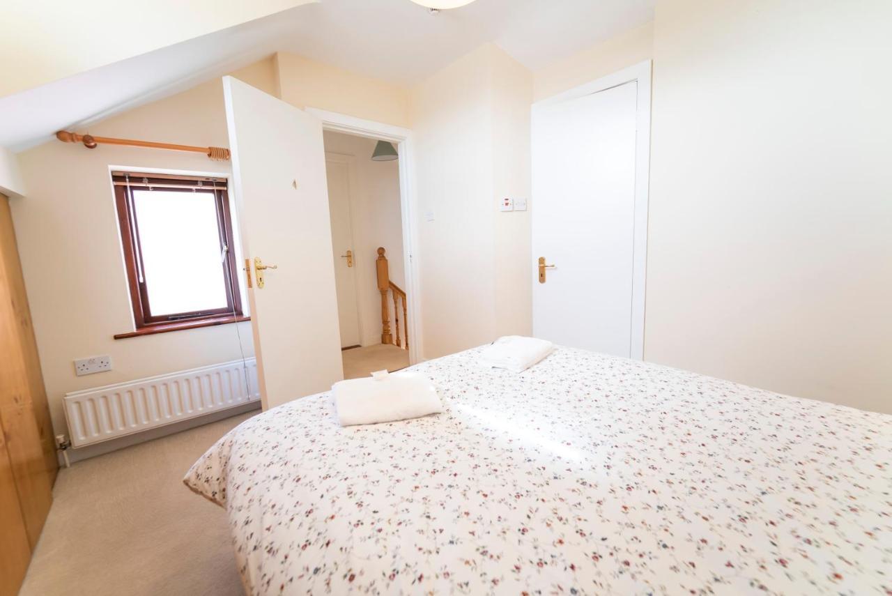 Charming City Centre Guest House Голуэй Экстерьер фото